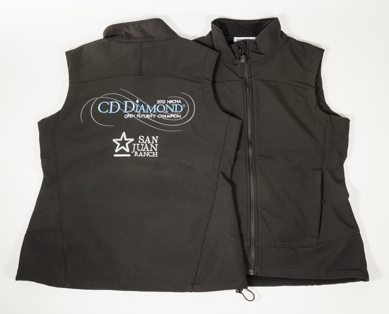 CD Diamond Vest | Santa Cruz Animal Health