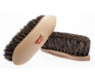 https://media.scahealth.com/product/deckers-grip-fit-grooming-brush-ultimate-_32_19_b_321952.jpg