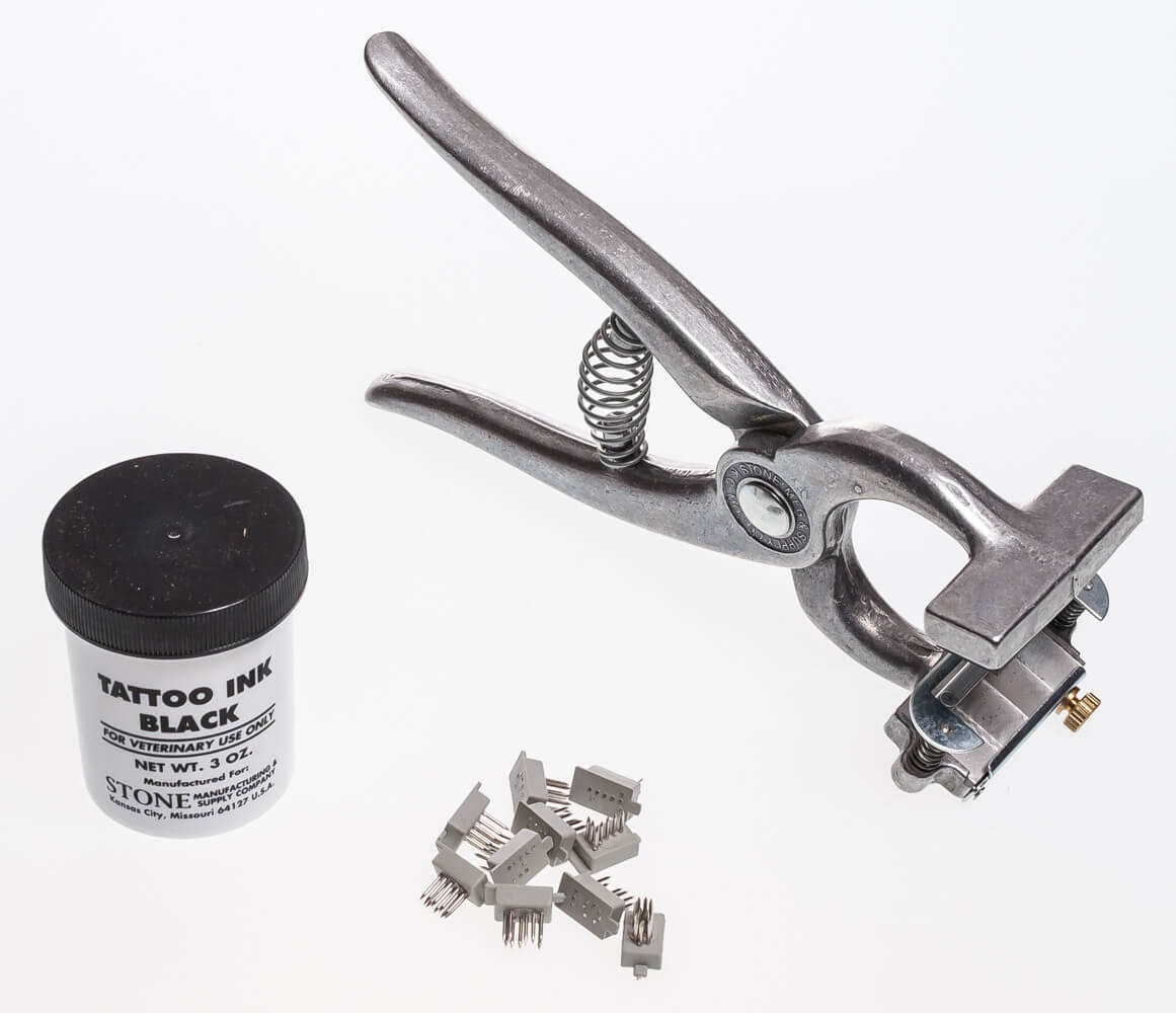 Small Tattoo Plier Kit For Livestock - 2 Sets Of Numbers (0-9) And Letters (A-Z), 5/16 Size